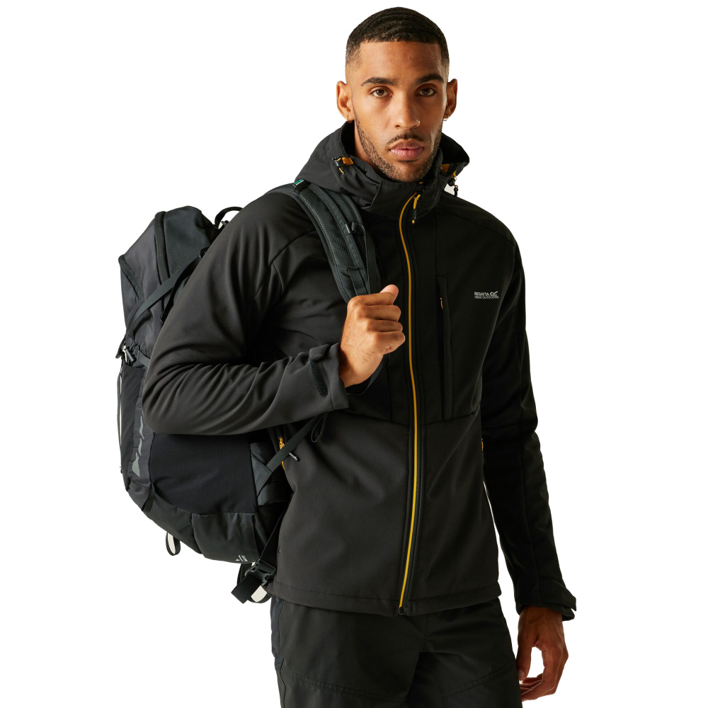 szczegóły REGATTA Hewitts czarna męska kurtka outdoorowa do wymagających warunków, wodoodp