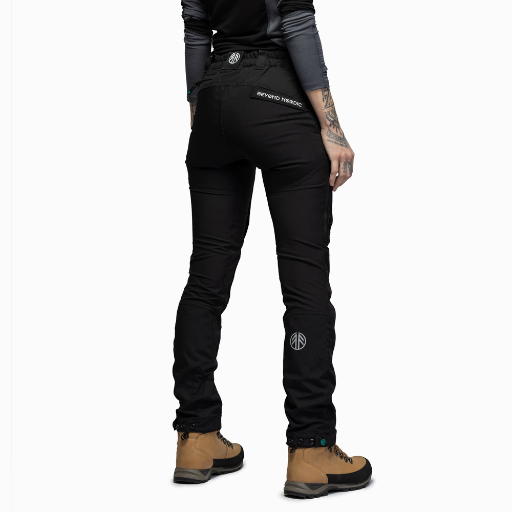 szczegóły Damskie spodnie turystyczne Beyond Nordic Sweden Onyx Teflon EcoElite®