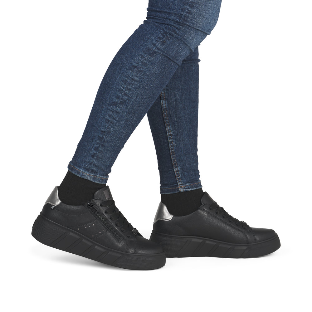 szczegóły Buty damskie RIEKER W2605-02