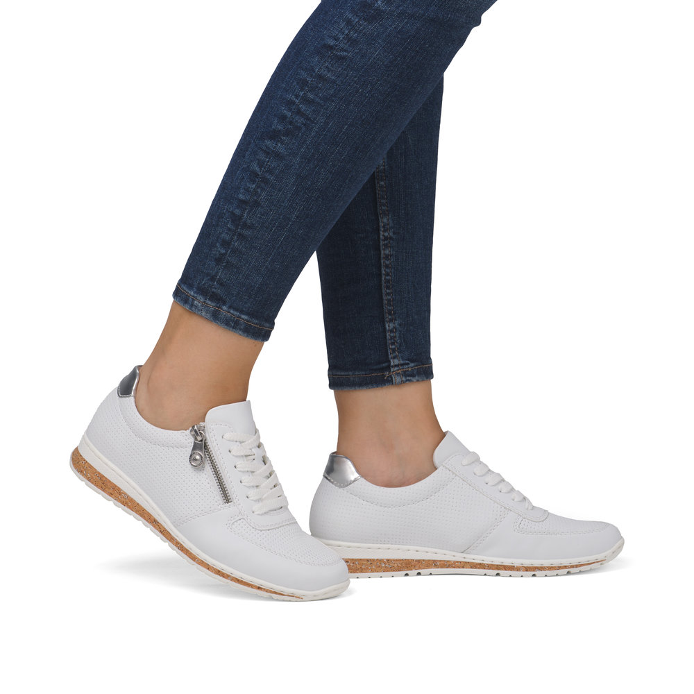 szczegóły RIEKER N5127-80 białe damskie nowoczesne skórzane sneakersy, podeszwa Antistress