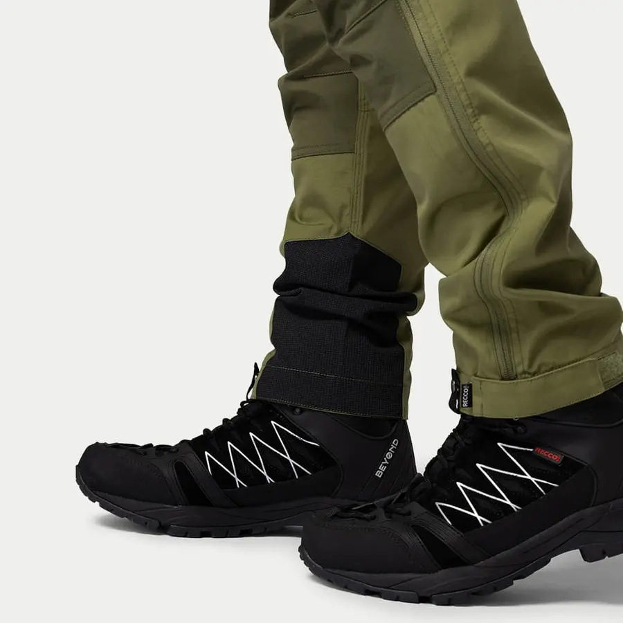 szczegóły Beyond Nordic Sweden męskie zielone spodnie outdoor stretch wygodne wodoodporne