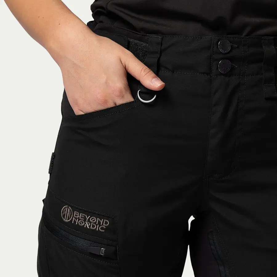 szczegóły Beyond Nordic Sweden damskie czarne spodnie outdoor stretch wygodne wodoodporne